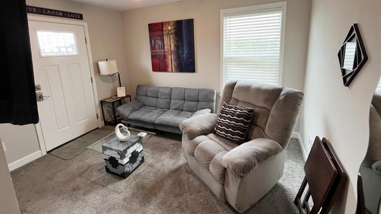 Great Little Guest Suite With Private Entry & Deck! Pet Friendly & 30 Mins To Nashville! Ashland City Экстерьер фото